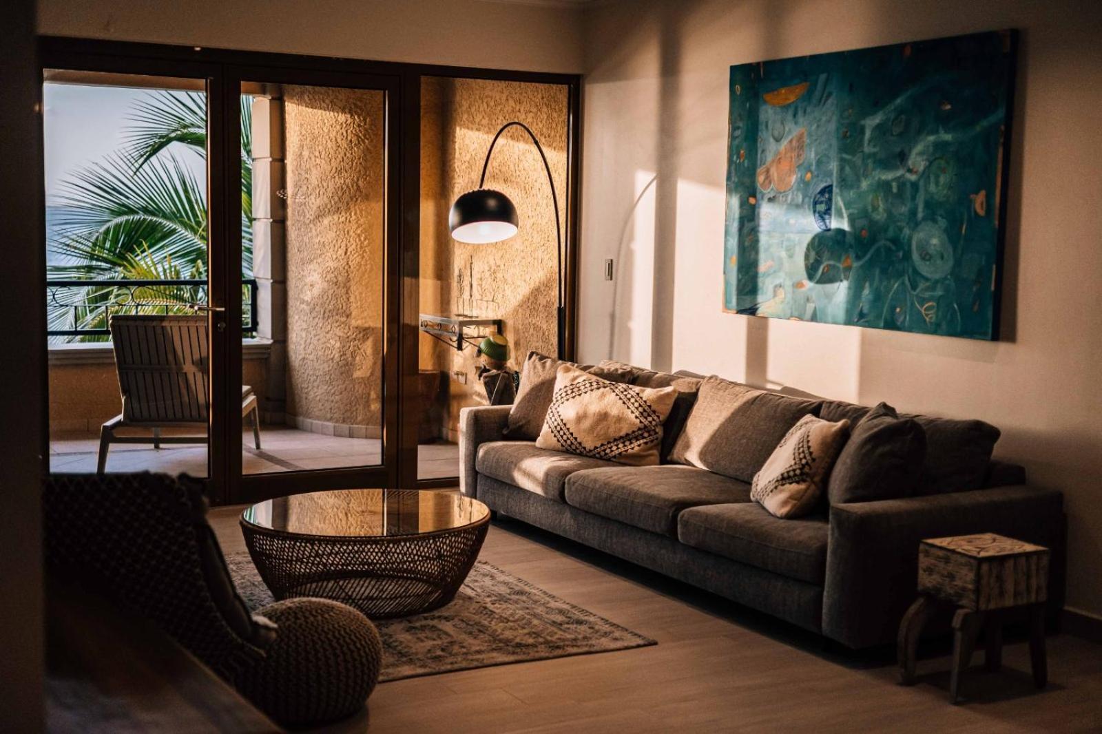 The Bellafonte - Luxury Oceanfront Hotel Кралендижк Екстериор снимка