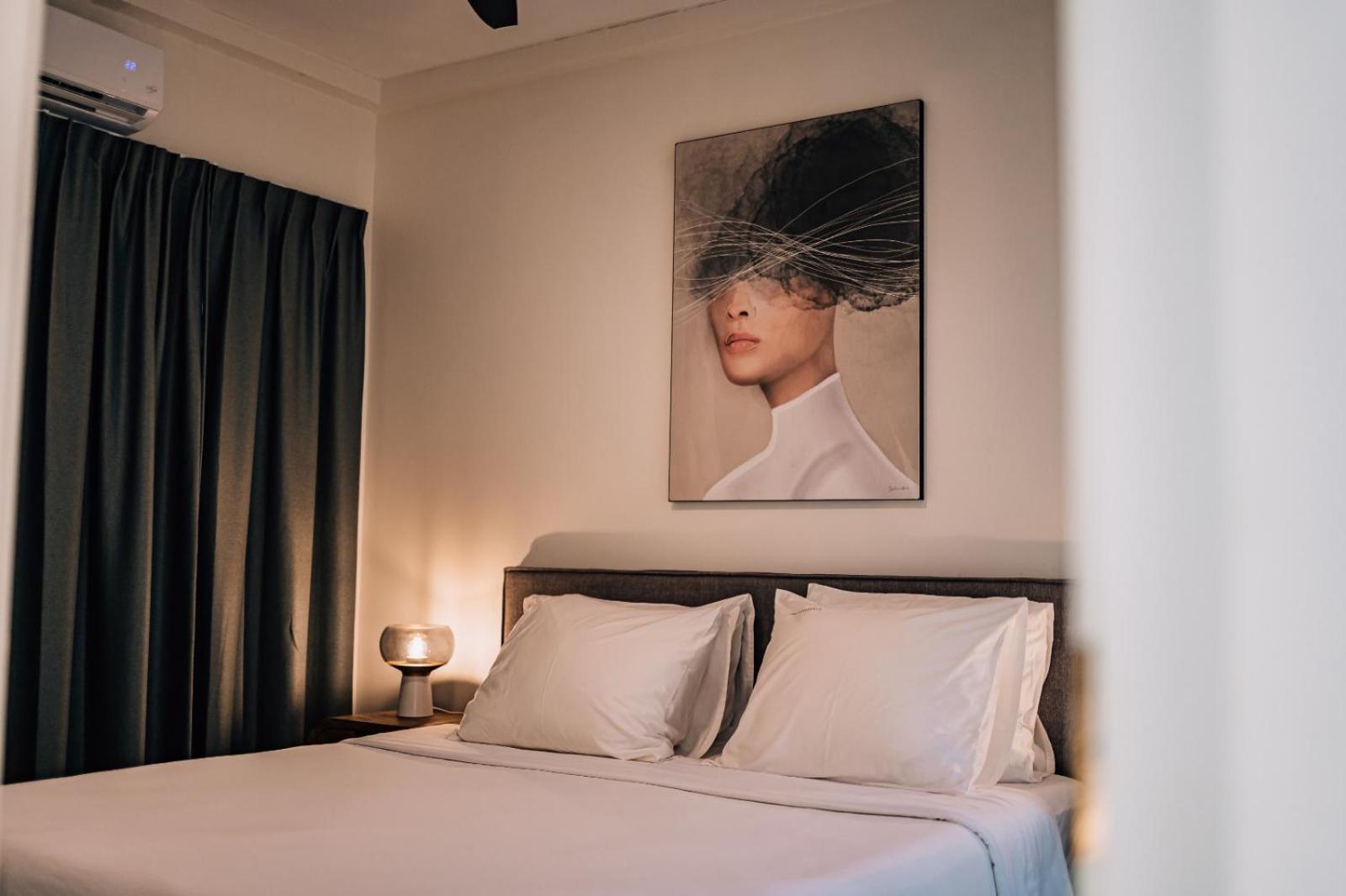 The Bellafonte - Luxury Oceanfront Hotel Кралендижк Екстериор снимка