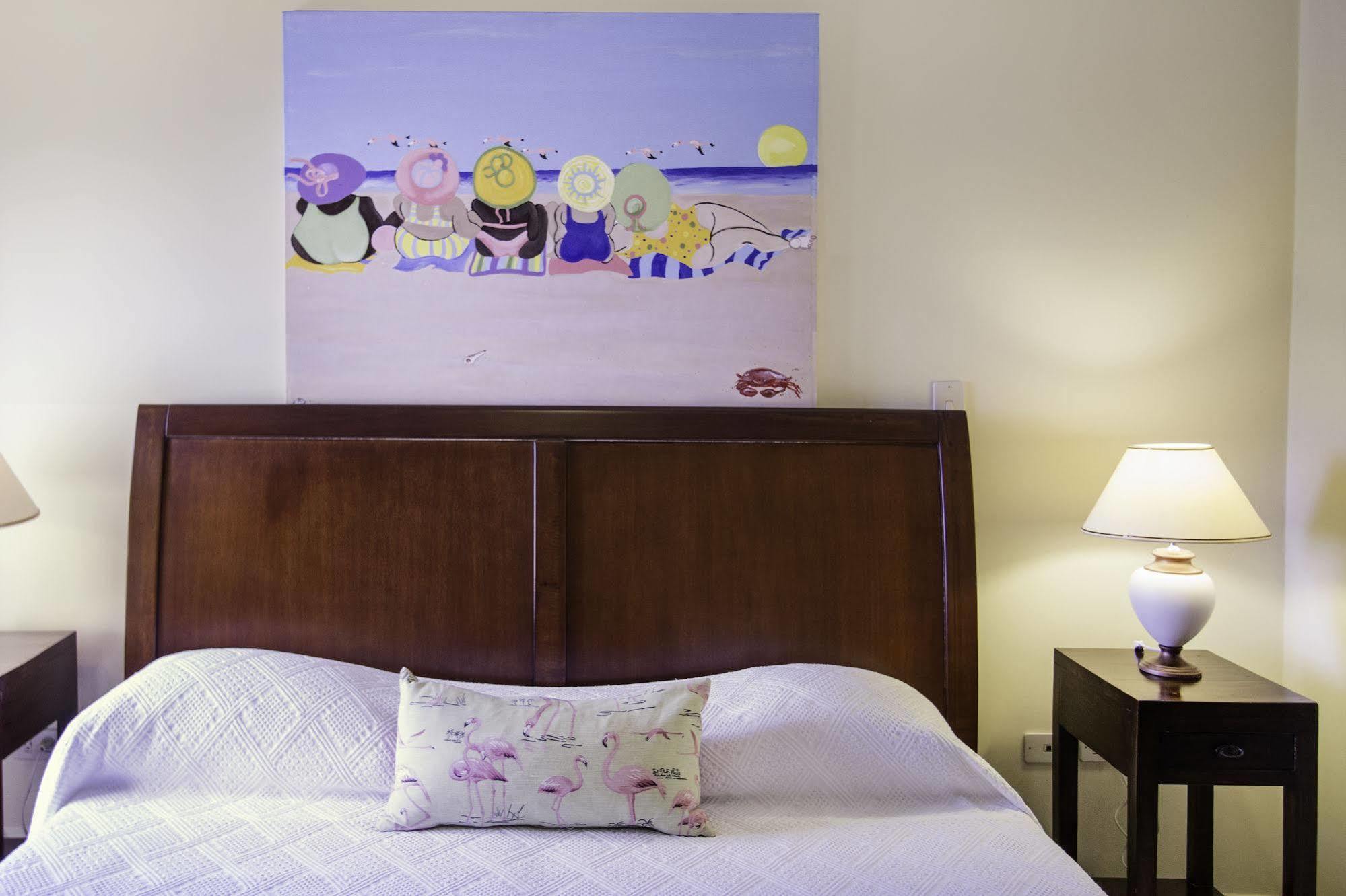 The Bellafonte - Luxury Oceanfront Hotel Кралендижк Екстериор снимка